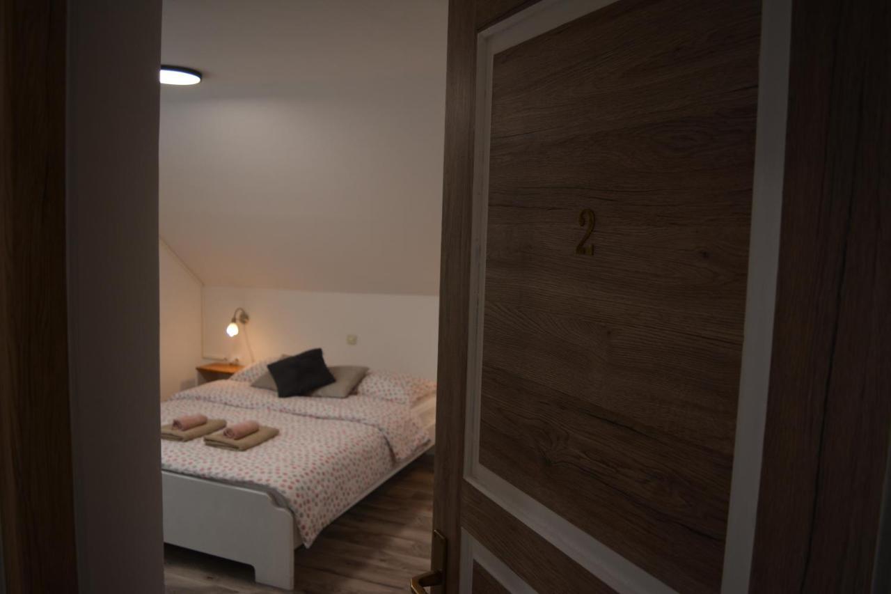 Rooms Lucijana Езерца Экстерьер фото