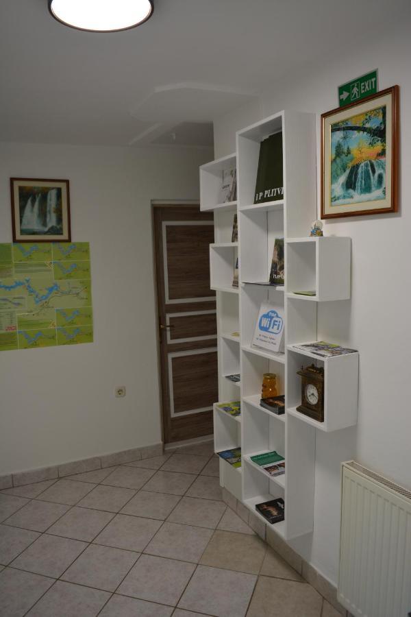 Rooms Lucijana Езерца Экстерьер фото