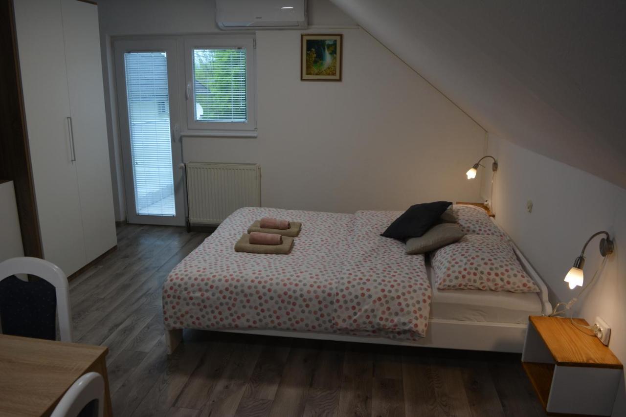 Rooms Lucijana Езерца Экстерьер фото